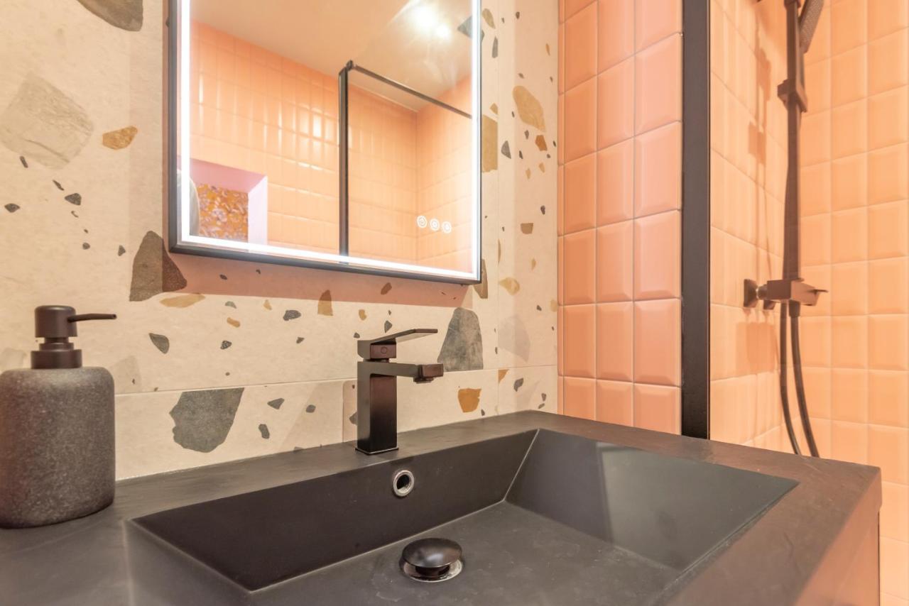 Le Vintage . Centre-Ville Macon . Atypique . Proche Gare . Wifi . Climatisation . Confortable . Bagian luar foto