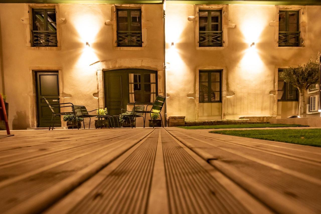 Le Vintage . Centre-Ville Macon . Atypique . Proche Gare . Wifi . Climatisation . Confortable . Bagian luar foto